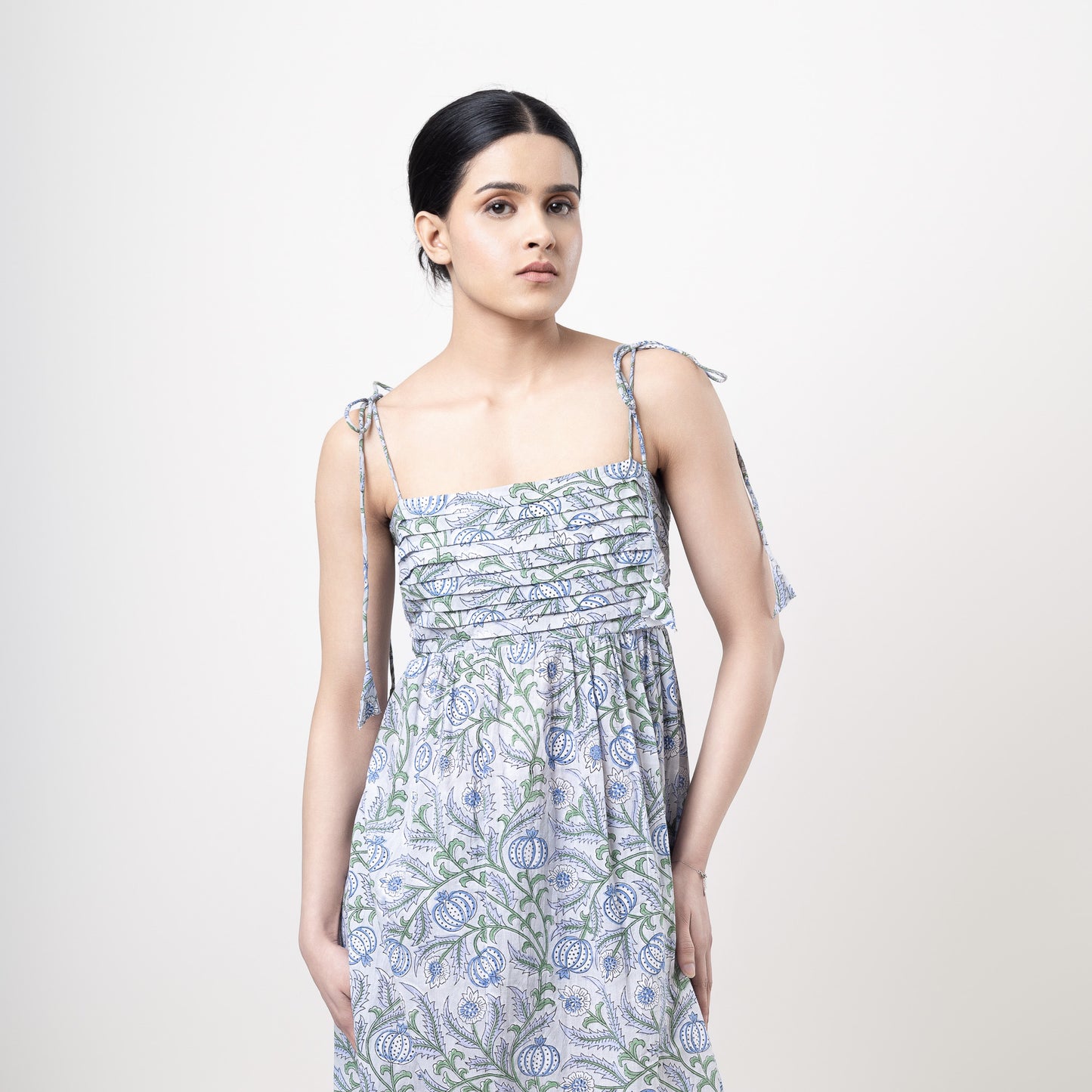 Dandelion Tie-up Maxi Dress