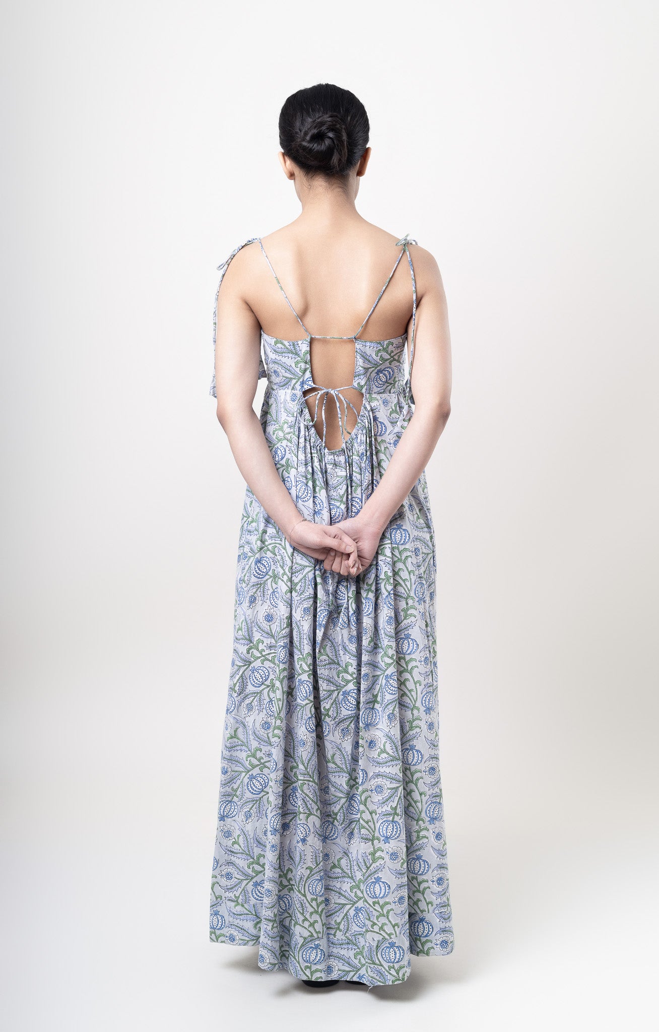 Dandelion Tie-up Maxi Dress