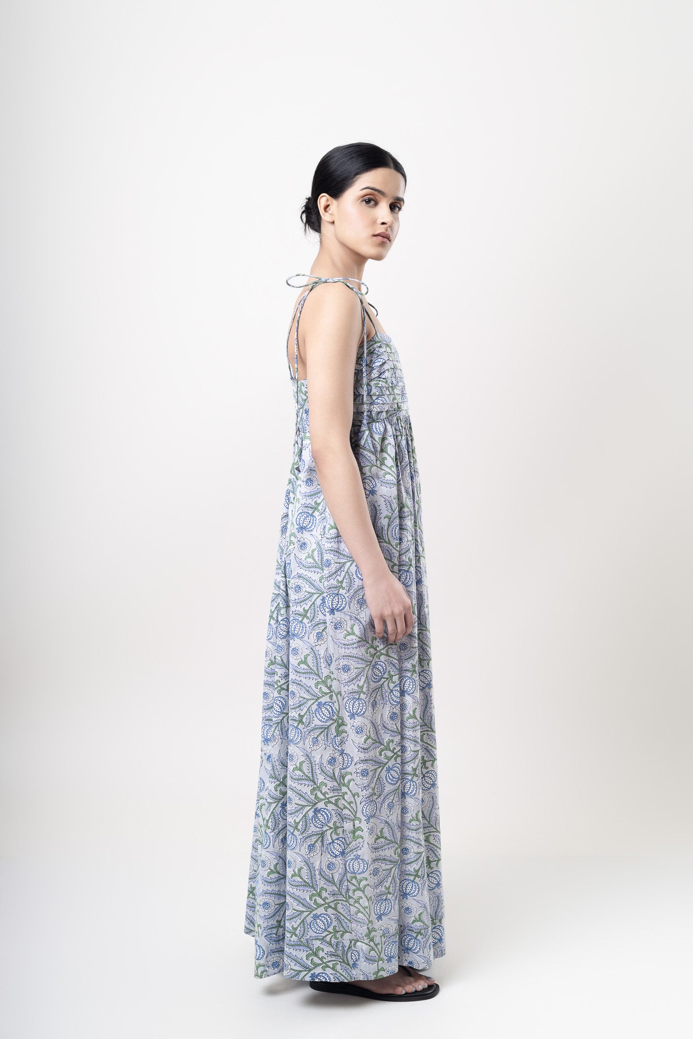 Dandelion Tie-up Maxi Dress