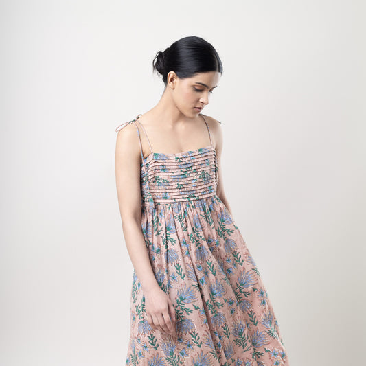Sugarbush Tie-up Maxi Dress